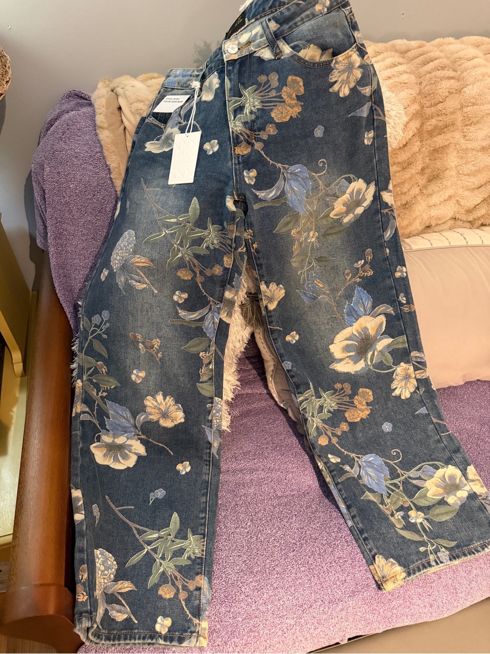 Epic Bleu Jeans Floral Fits 8-10